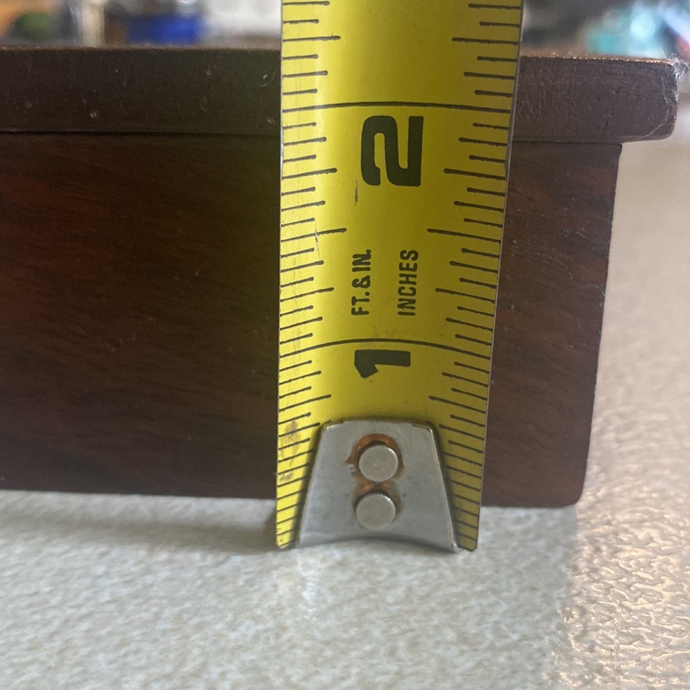 Vintage Art Deco look oak veneer wood display shelf with metal rings for hanging - Picture 9 of 11